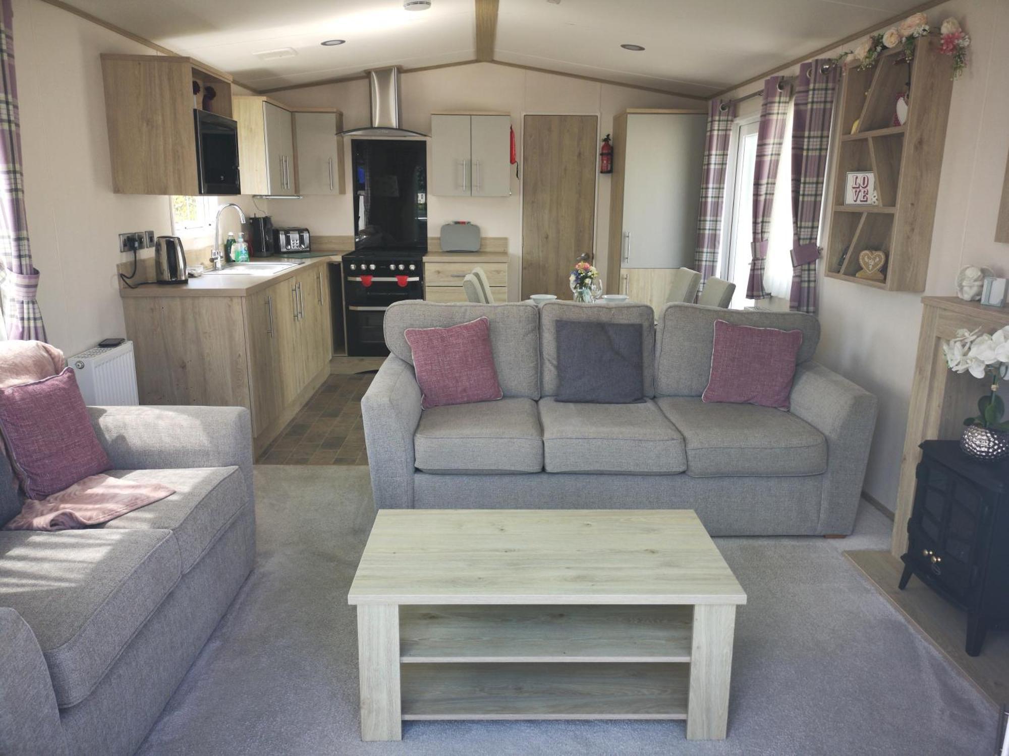 Lake Escape - Hoburne Cotswolds South Cerney Habitación foto